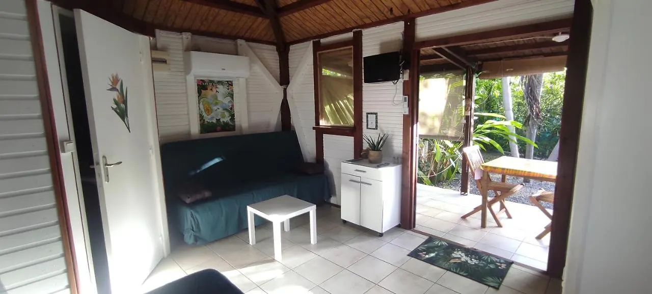 Bungalow Tout Confort Avec Piscine Partagee A 5 Mn De La Mer سانت فرانسوا